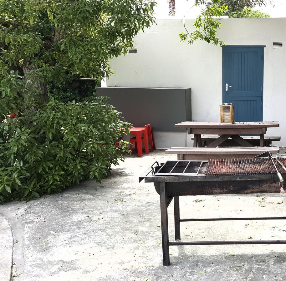 ストロイスバーイ Cape Agulhas Backpackersホステル エクステリア 写真